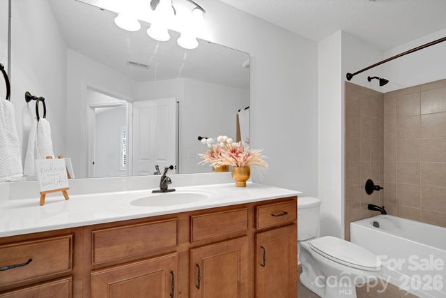 3524 S Bank Court, Matthews, NC 28105