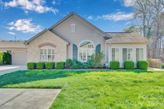 3524 S Bank Court, Matthews, NC 28105