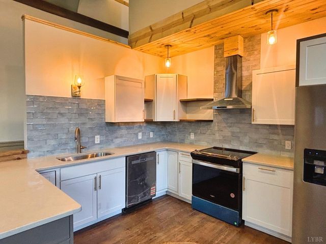 122 Brooks Street, Monroe, VA 24574