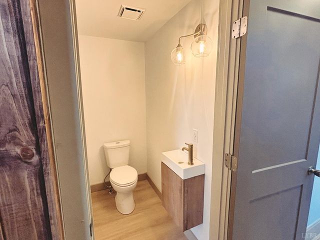 122 Brooks Street, Monroe, VA 24574