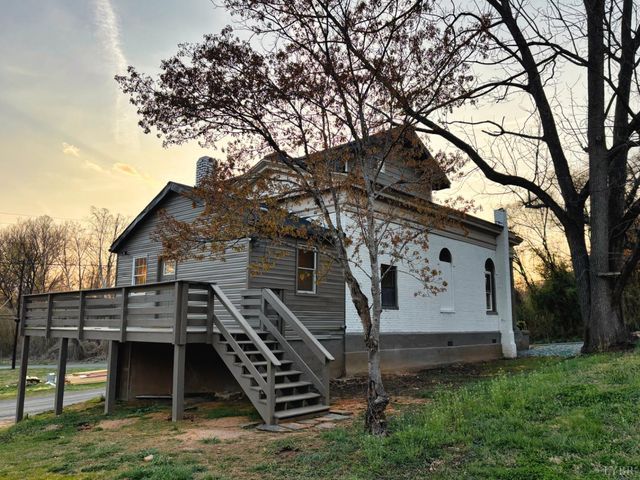 122 Brooks Street, Monroe, VA 24574