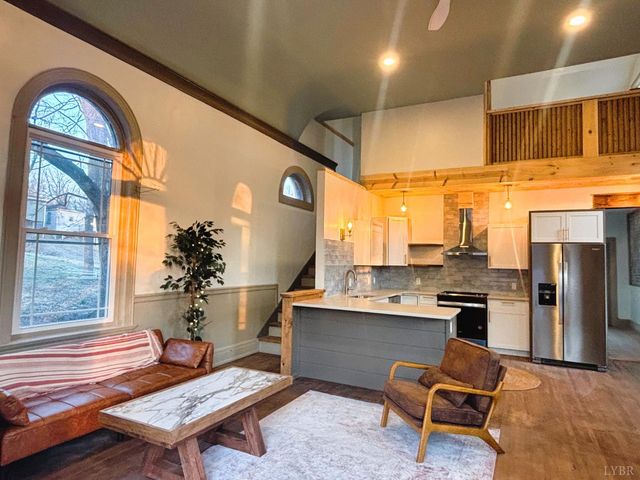 122 Brooks Street, Monroe, VA 24574