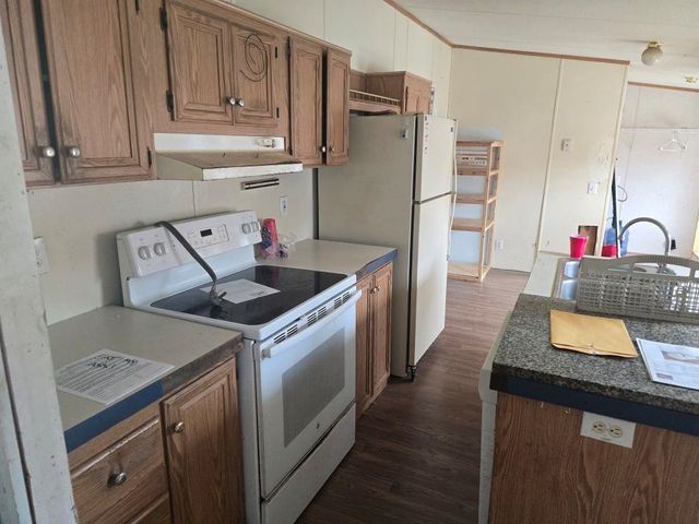 123 Hepatica Lane, Charlestown, NH 03603