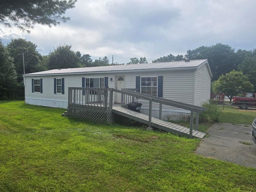 123 Hepatica Lane, Charlestown, NH 03603