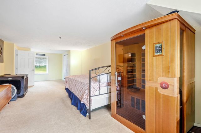 49 Riviera Road, Hudson, NH 03051