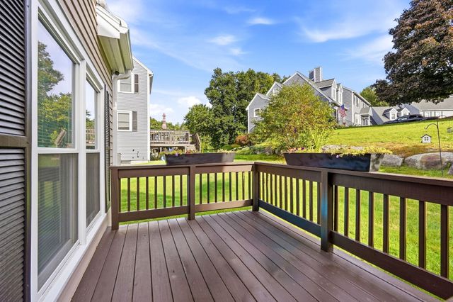 49 Riviera Road, Hudson, NH 03051