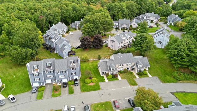 49 Riviera Road, Hudson, NH 03051