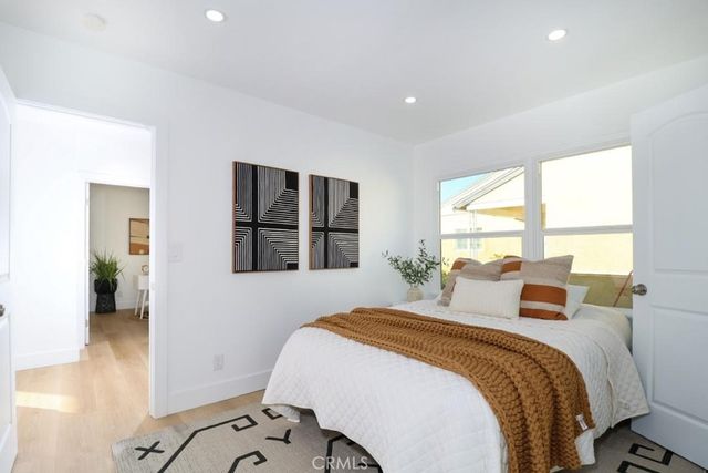 11804 Atkinson, Hawthorne, CA 90250