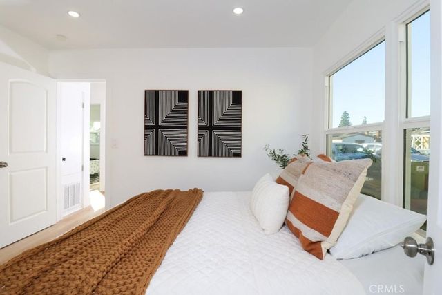 11804 Atkinson, Hawthorne, CA 90250