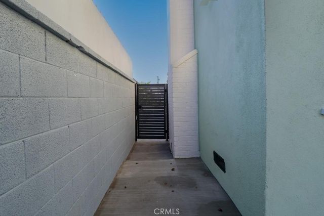 11804 Atkinson, Hawthorne, CA 90250