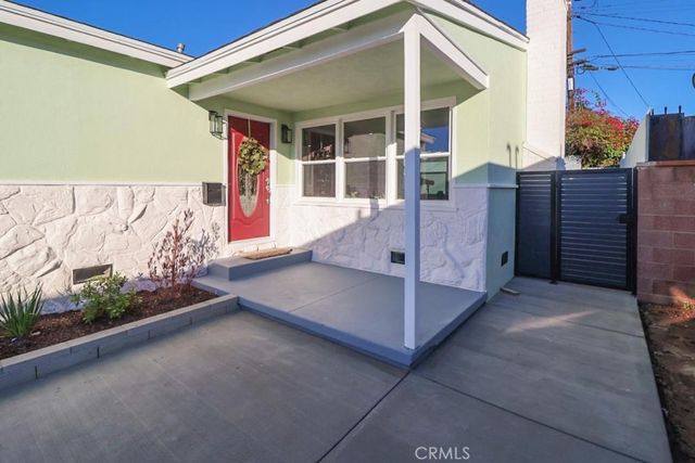 11804 Atkinson, Hawthorne, CA 90250