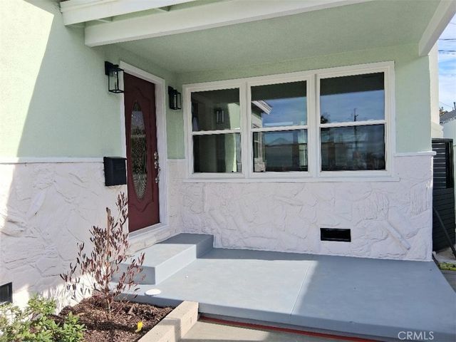 11804 Atkinson, Hawthorne, CA 90250