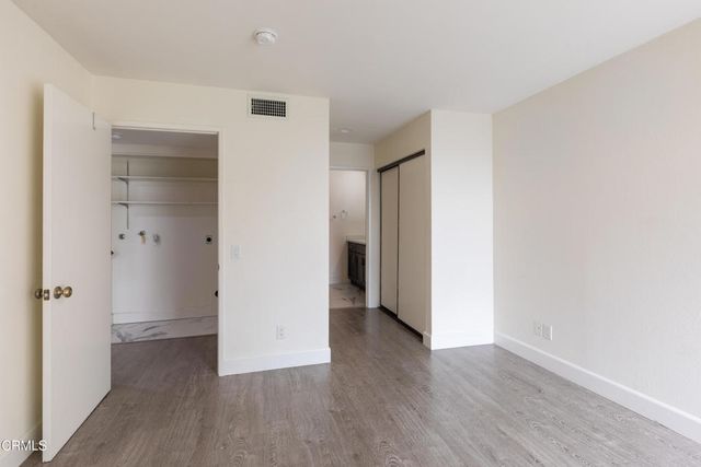 4041 Via Marisol 210, Los Angeles, CA 90042