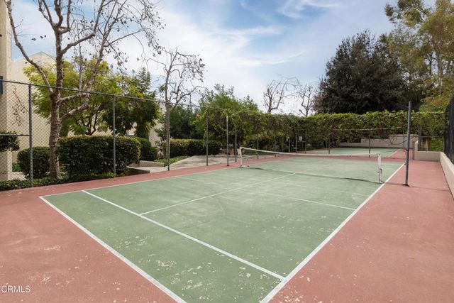 4041 Via Marisol 210, Los Angeles, CA 90042