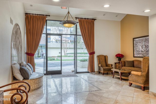 4041 Via Marisol 210, Los Angeles, CA 90042