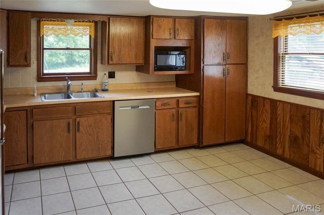 1599 E State Route 72, Rolla, MO 65401