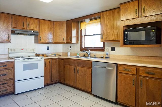 1599 E State Route 72, Rolla, MO 65401