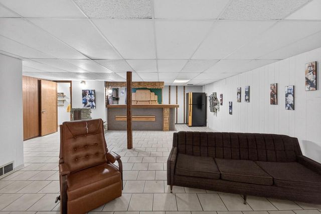 2230 Branson Road, Fitchburg, WI 53575