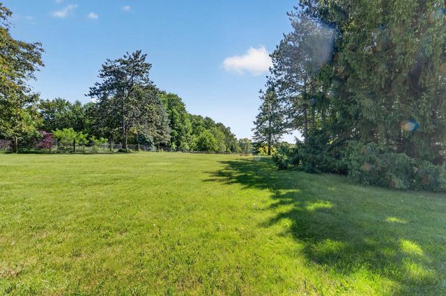 2230 Branson Road, Fitchburg, WI 53575
