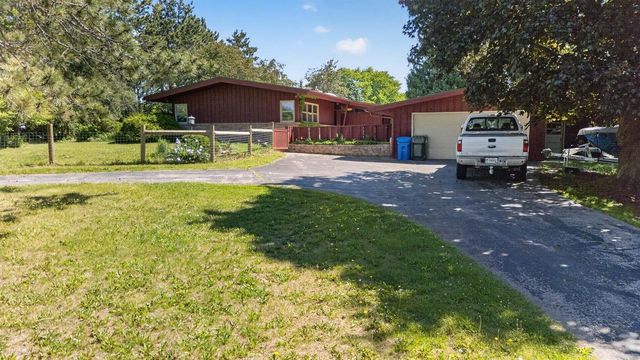 2230 Branson Road, Fitchburg, WI 53575