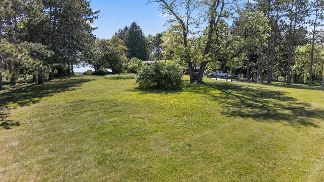 2230 Branson Road, Fitchburg, WI 53575