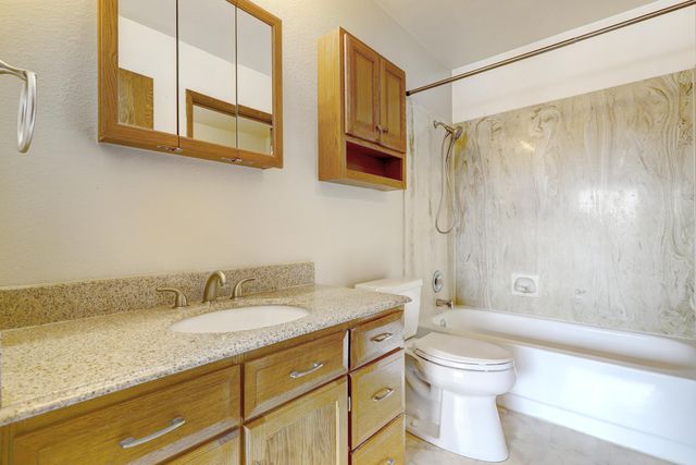 5945 McKinney Drive NE, Albuquerque, NM 87109