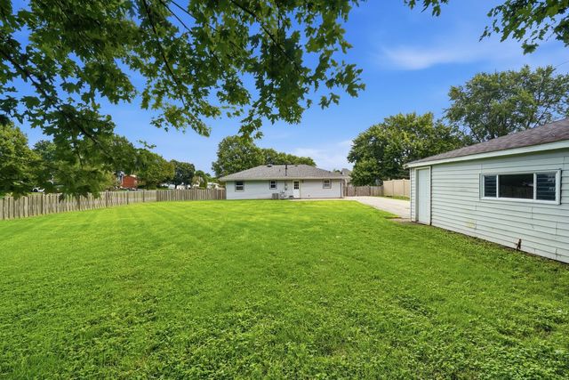 16306 S Ellna Court, Plainfield, IL 60586