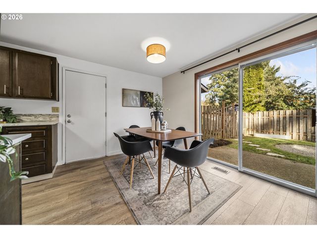 1679 TIMOTHY Ln, West Linn, OR 97068