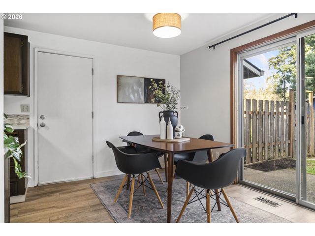 1679 TIMOTHY Ln, West Linn, OR 97068