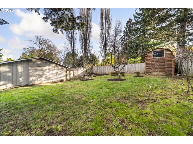 1679 TIMOTHY Ln, West Linn, OR 97068