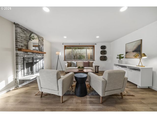 1679 TIMOTHY Ln, West Linn, OR 97068