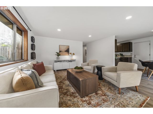 1679 TIMOTHY Ln, West Linn, OR 97068