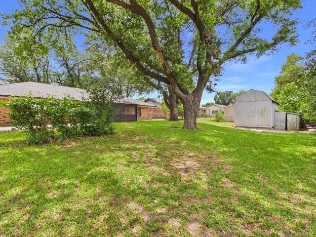 710 Bunny Rabbit Road, Athens, TX 75751