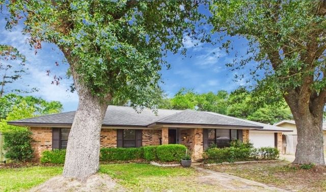 710 Bunny Rabbit Road, Athens, TX 75751