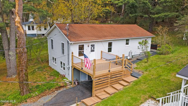 520 Morey Park Hill Road, Schodack, NY 12123