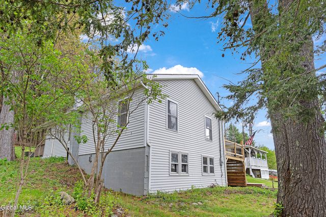 520 Morey Park Hill Road, Schodack, NY 12123