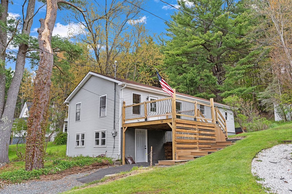 520 Morey Park Hill Road, Schodack, NY 12123