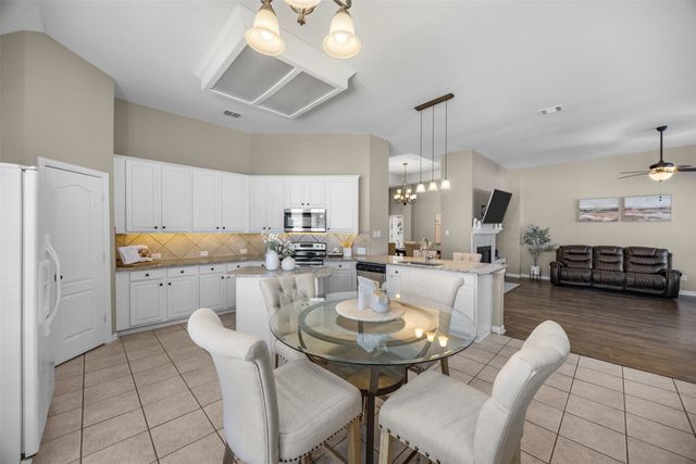 705 Waters Edge, Keller, TX 76248