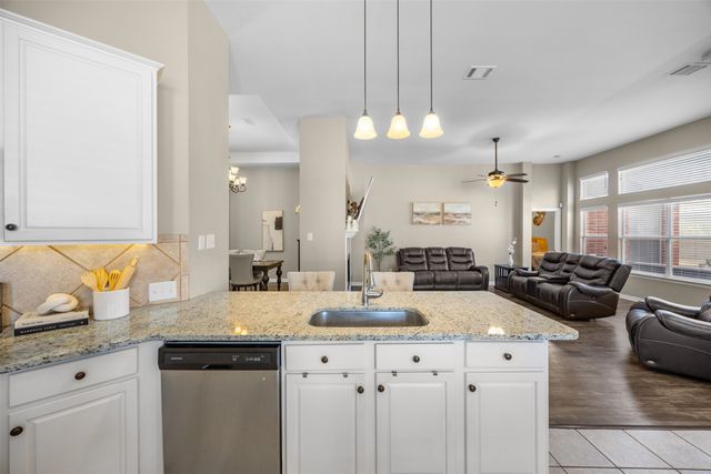705 Waters Edge, Keller, TX 76248