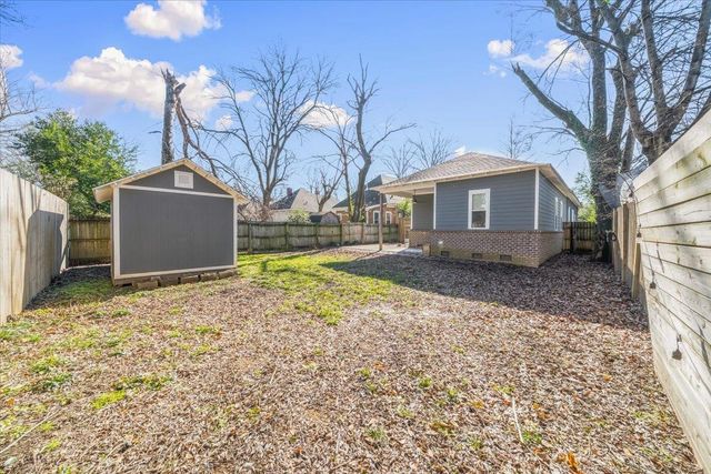 2046 COURTLAND AVE, Memphis, TN 38104