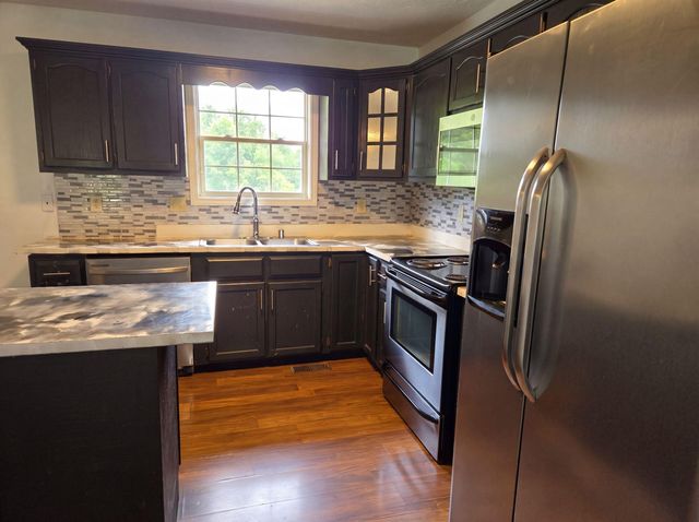 1317 Twin Brook Drive, Berea, KY 40403