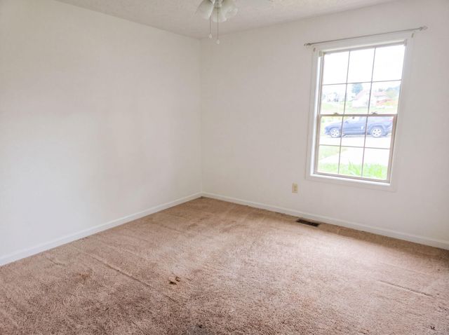 1317 Twin Brook Drive, Berea, KY 40403