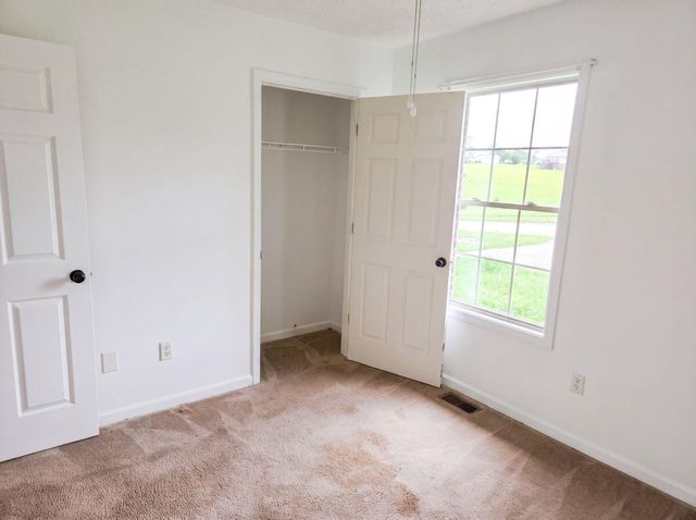 1317 Twin Brook Drive, Berea, KY 40403