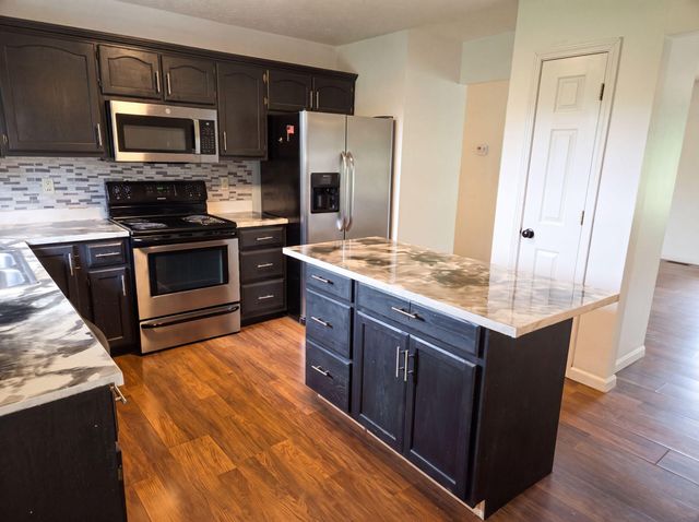 1317 Twin Brook Drive, Berea, KY 40403