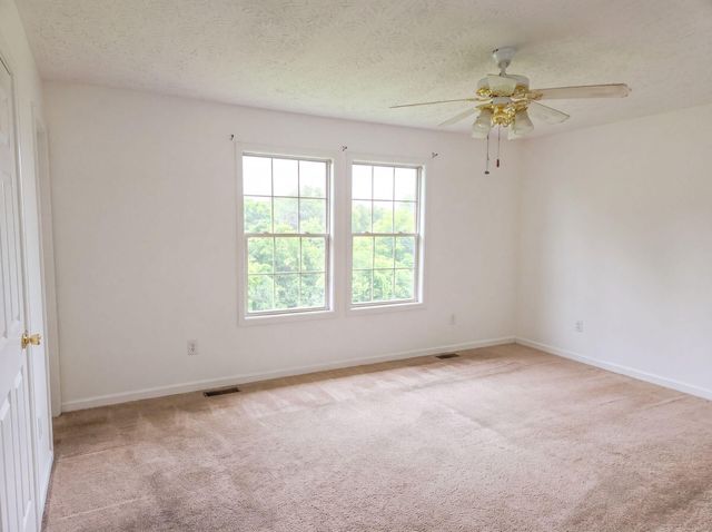 1317 Twin Brook Drive, Berea, KY 40403
