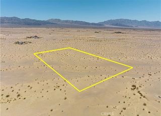 1234 Hollywood Lane, 29 Palms, CA 92277