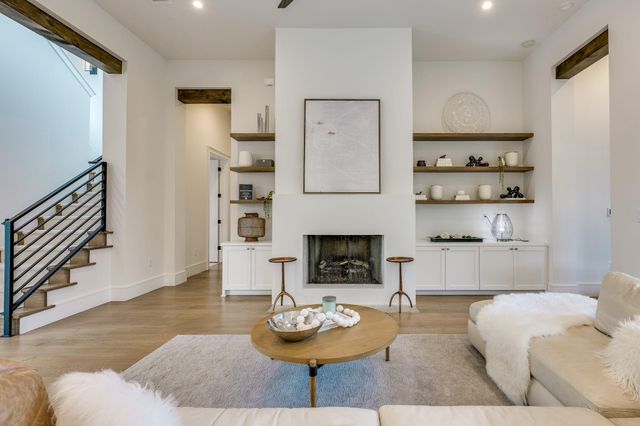 803 Norwalk LN, Austin, TX 78703
