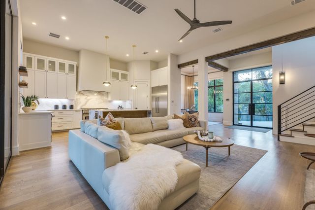 803 Norwalk LN, Austin, TX 78703