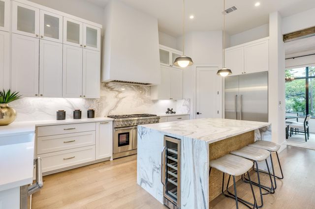 803 Norwalk LN, Austin, TX 78703