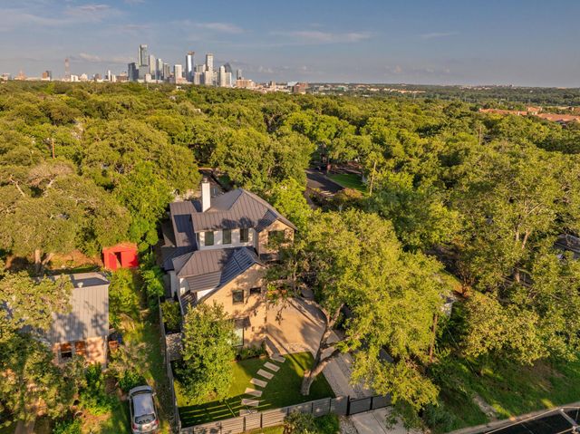 803 Norwalk LN, Austin, TX 78703